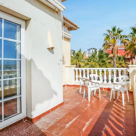 Beautiful Apartment In Torrevieja With Wifi Appartement *